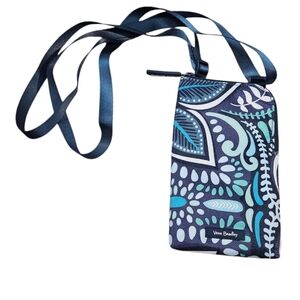Vera Bradley Lighten Up RFID Mini Cellphone Crossbody Blue Island Medallion